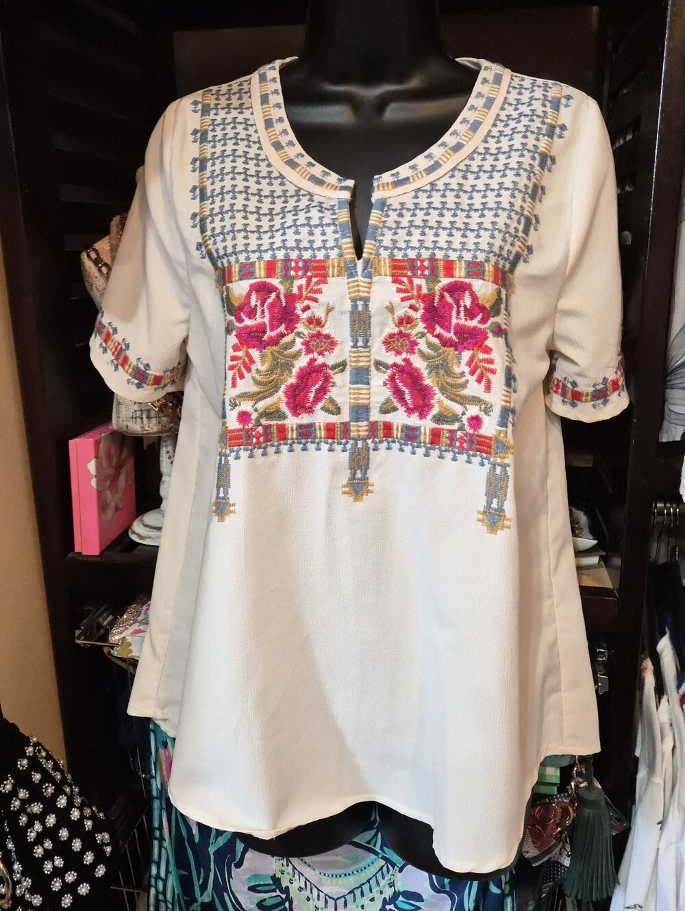 entro Cream Embroidered Blouse